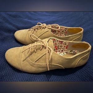 Nature Breeze Dress Shoe 8.5 - Never Worn